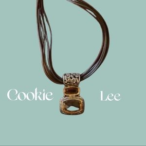 Vintage cookie Lee brooch